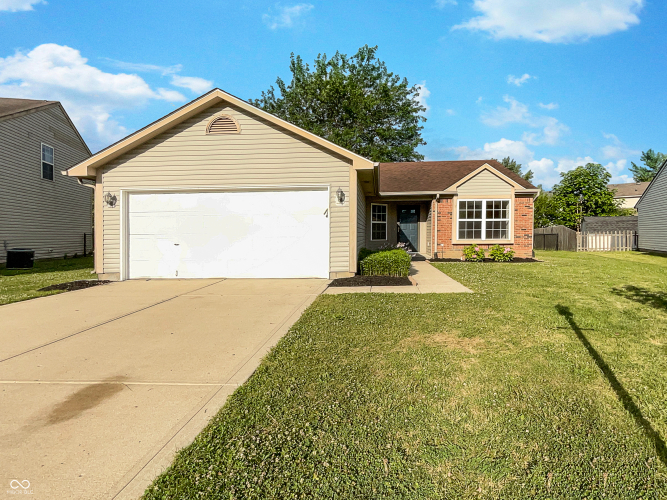 1530  Green Spring Way Greenwood, IN 46143 | MLS 21989544