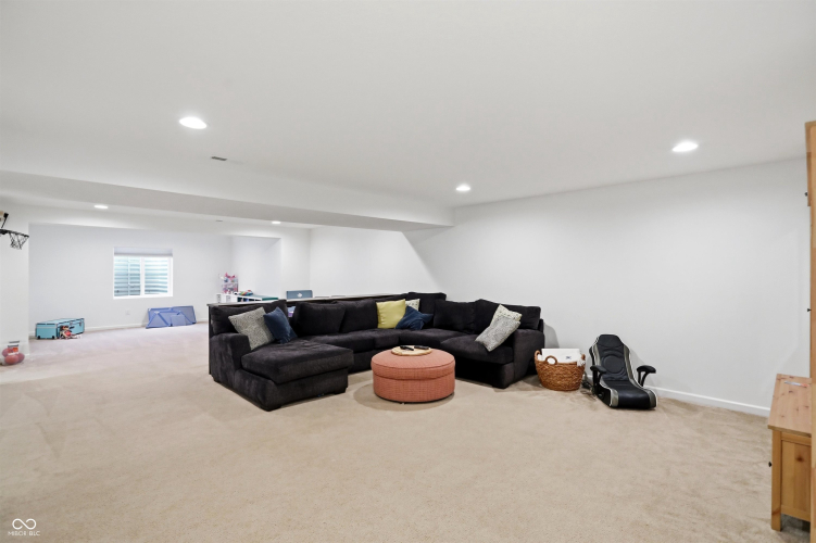 Listing Image 56