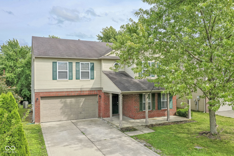 9025  Stones Bluff Place Indianapolis, IN 46113 | MLS 21990489