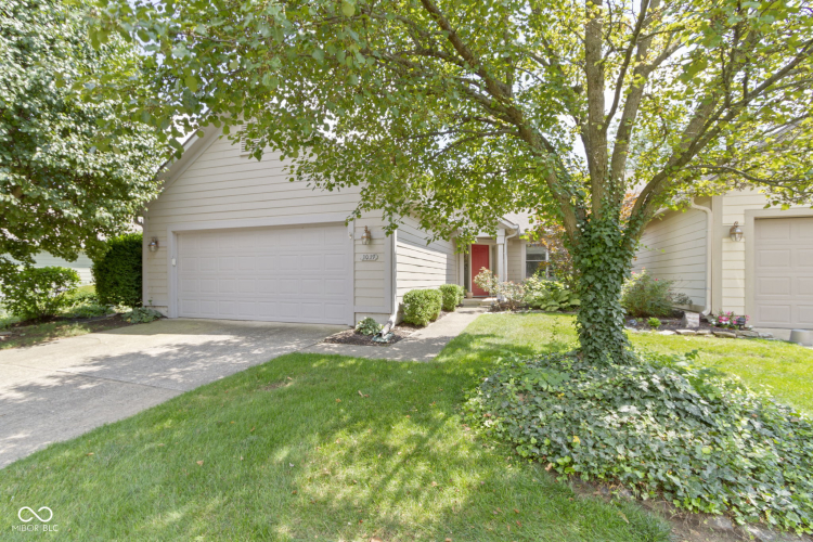 3039  River Bay Drive Indianapolis, IN 46240 | MLS 21990582