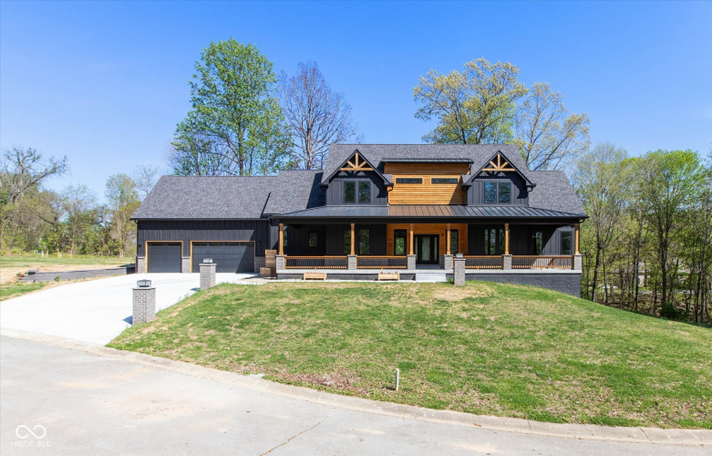 Listing Image 4
