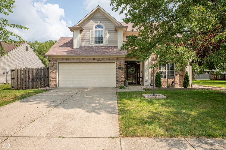 7846  Bent Willow Drive Indianapolis, IN 46239 | MLS 21991199