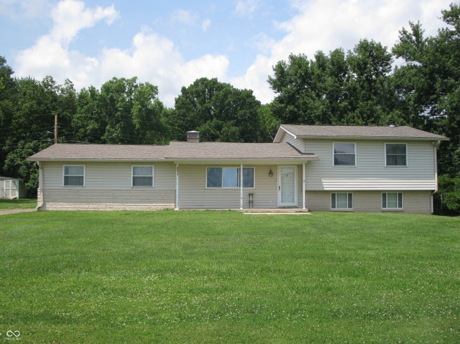 5616 S County Road 600  Plainfield, IN 46168 | MLS 21991289