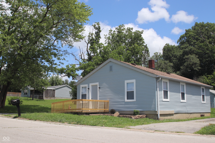 707 S Mickley Avenue Indianapolis, IN 46241 | MLS 21991504