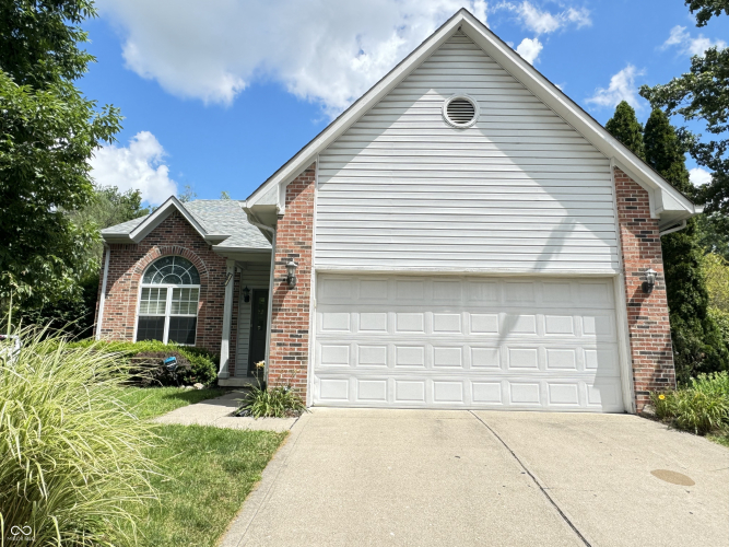 6390  Barberry Drive Avon, IN 46123 | MLS 21991721