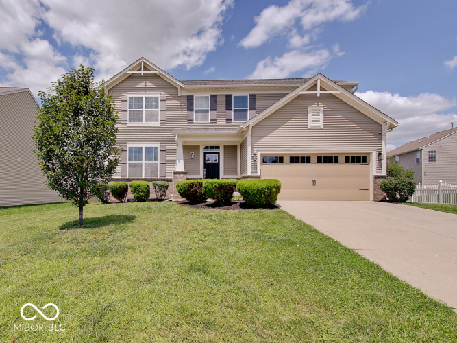 1644  Cascade Drive Greenwood, IN 46143 | MLS 21991927