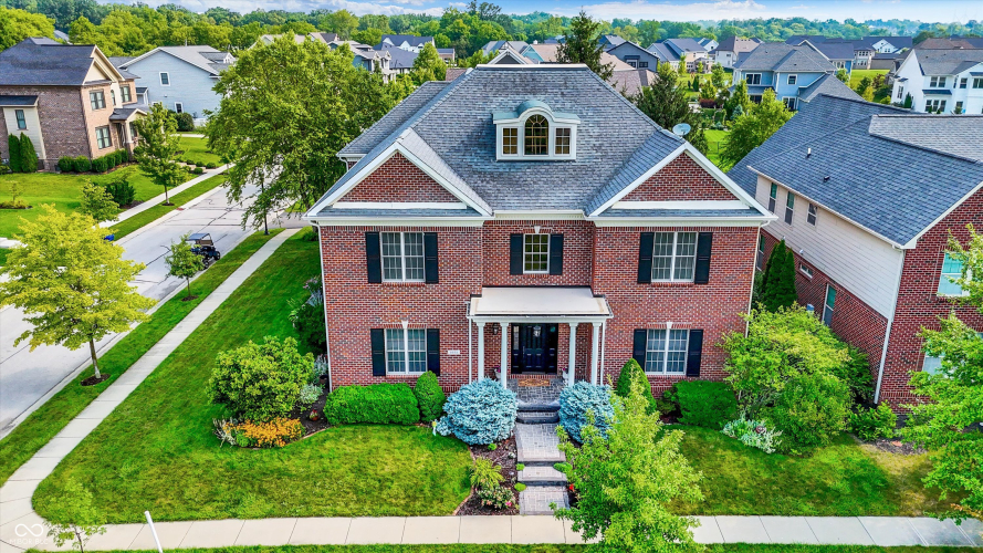 6695 W Deerfield Drive Zionsville, IN 46077 | MLS 21992060