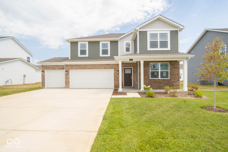 151  Hobbs Drive Whiteland, IN 46184 | MLS 21992089