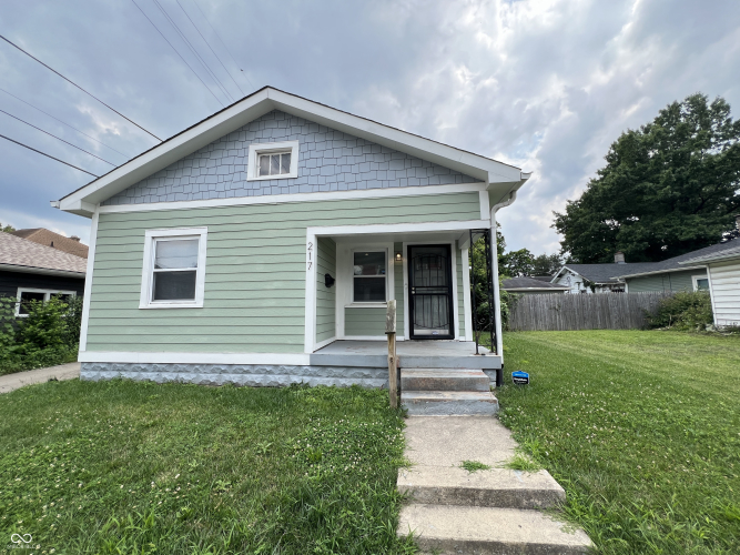 217 W 35th Street Indianapolis, IN 46208 | MLS 21992381