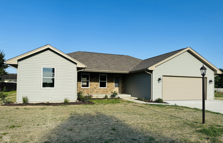 3395  Elizabeth's Way  Seymour, IN 47274 | MLS 21993238