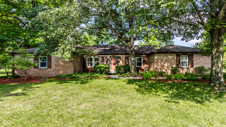 7208  Westminster Drive Indianapolis, IN 46256 | MLS 21993483