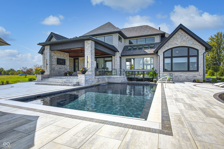 9760 Windy Hills Drive Zionsville IN 46077 (House For Sale