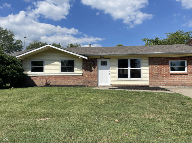 2316  Tupelo Drive Clarksville, IN 47129 | MLS 21994053