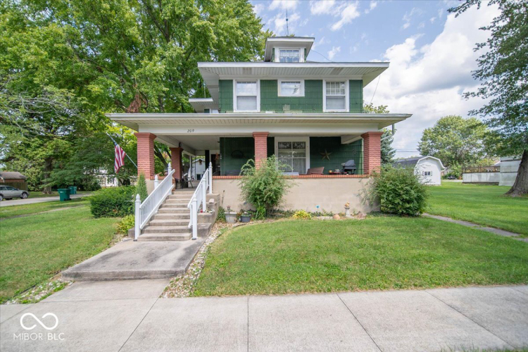 209 N Oakland Street Colfax, IN 46035 | MLS 21994664