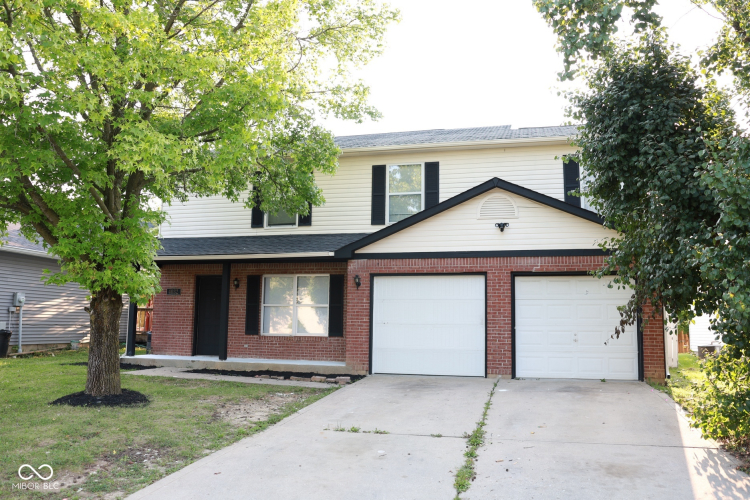 4032  Waterfield Drive Indianapolis, IN 46235 | MLS 21994741