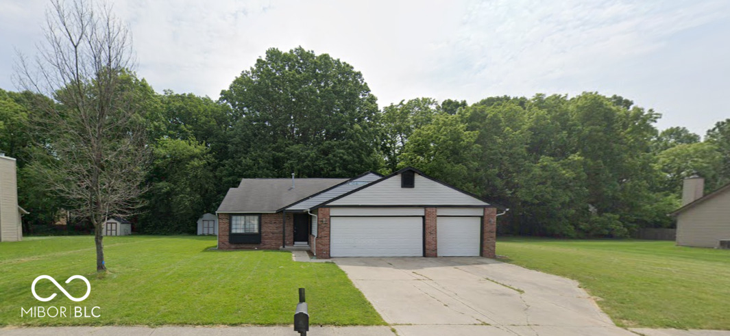 4109  Sunshine Avenue Indianapolis, IN 46228 | MLS 21994806