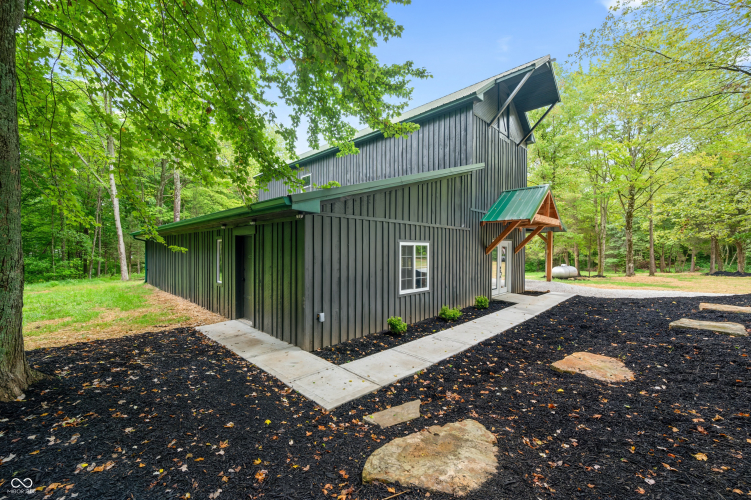 7260  Pumpkin Ridge Road Nashville, IN 47448 | MLS 21994873