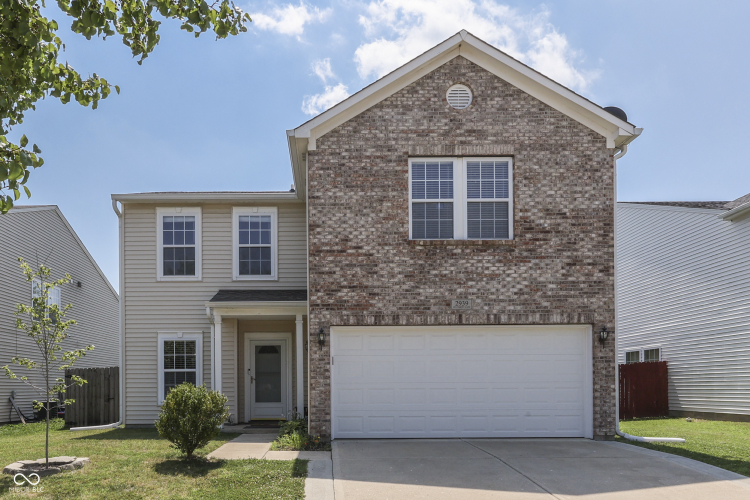 2939  Sentiment Lane Greenwood, IN 46143 | MLS 21995044