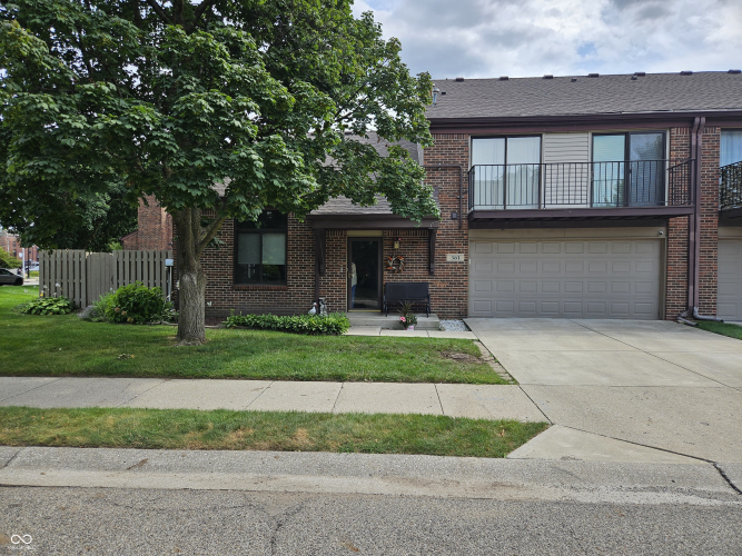 361 E 7th Street Indianapolis, IN 46202 | MLS 21995440