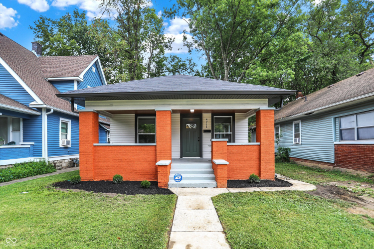 4711  Guilford Avenue Indianapolis, IN 46205 | MLS 21996297