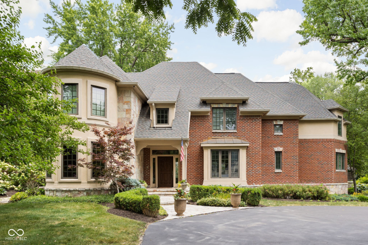 8011  Morningside Drive Indianapolis, IN 46240 | MLS 21996321