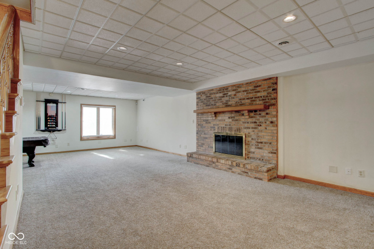 Listing Image 43