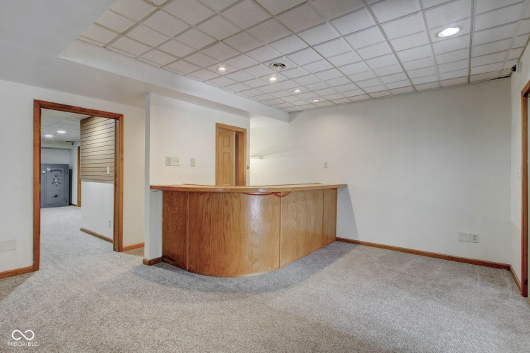 Listing Image 45