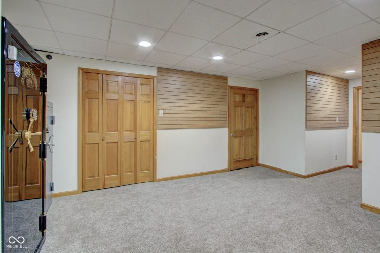 Listing Image 50