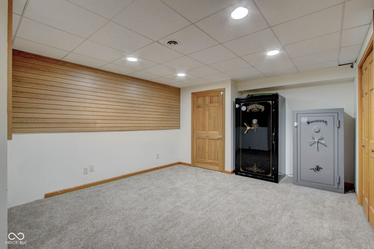 Listing Image 51