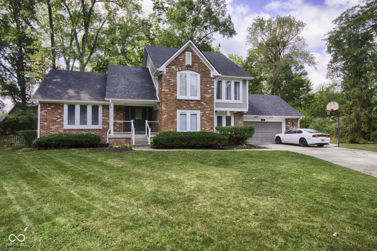 9002  Seabreeze Court Indianapolis, IN 46256 | MLS 21997416