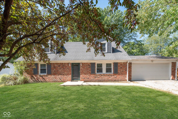 1528 N Dukane Way Indianapolis, IN 46214 | MLS 21997790