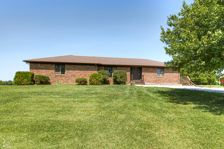 8850  Big Bend Road Martinsville, IN 46151 | MLS 21997808