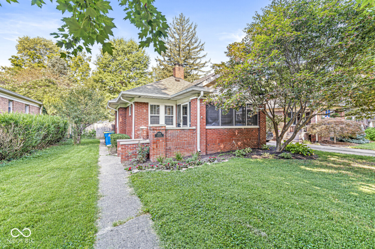 5638  Carrollton Avenue Indianapolis, IN 46220 | MLS 21998046