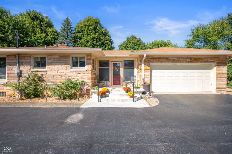 6643  McFarland Road Indianapolis, IN 46227 | MLS 21998093