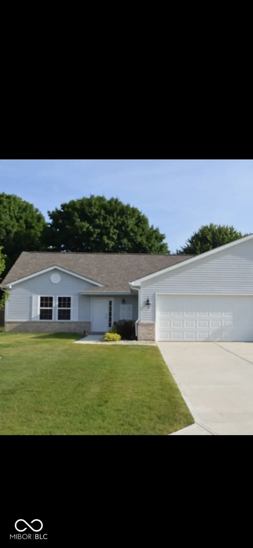 3408  Village Drive Anderson, IN 46011 | MLS 21998367