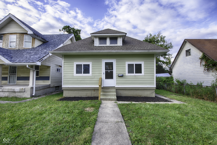 918 W 32nd Street Indianapolis, IN 46208 | MLS 21998568