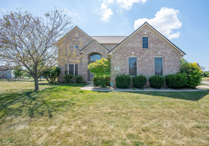 7817  Bayard Drive Indianapolis, IN 46259 | MLS 21998946