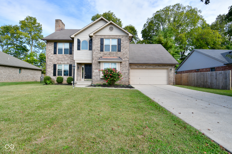 5318  Lacy Way Greenwood, IN 46142 | MLS 21999046