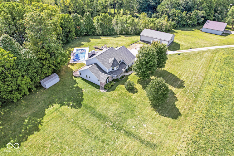 2860 S State Road 47  Crawfordsville, IN 47933 | MLS 21999099