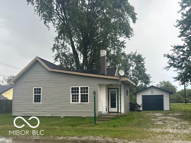 108 N Summit Street Summitville, IN 46070 | MLS 21999174