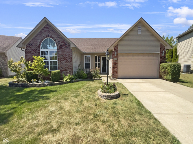 12958  Whitehaven Lane Fishers, IN 46038 | MLS 21999237