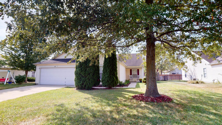 1329  Redwood Drive Greenfield, IN 46140 | MLS 21999424