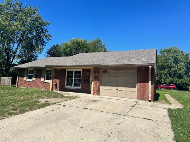 8704  Montery Road Indianapolis, IN 46226 | MLS 21999550