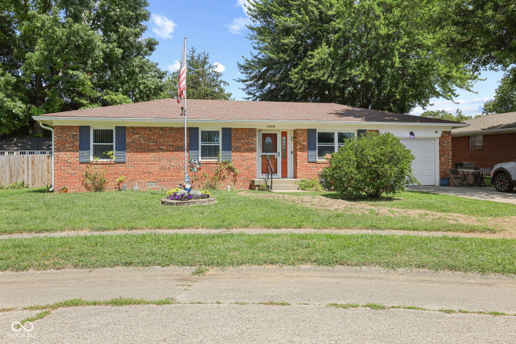 1906 E Markwood Avenue Indianapolis, IN 46227 | MLS 21999609