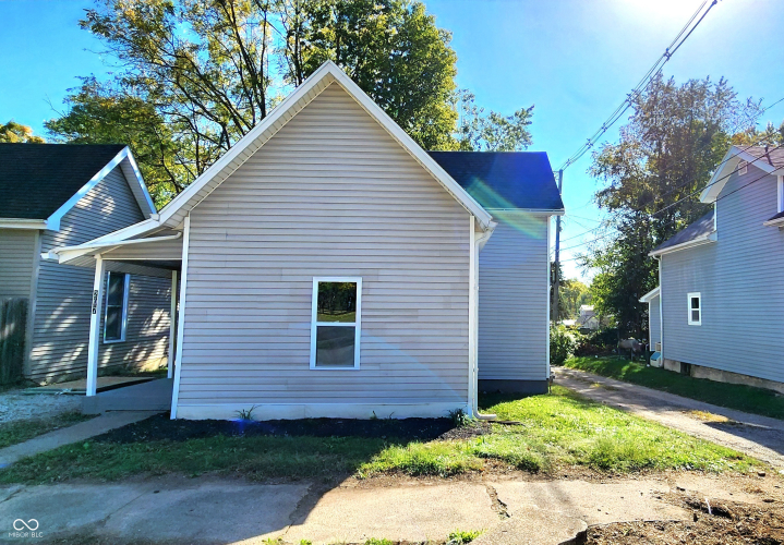 207  Jennison Street Crawfordsville, IN 47933 | MLS 21999627