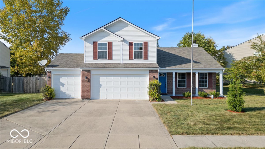 1215  Summer Ridge Lane Brownsburg, IN 46112 | MLS 21999638