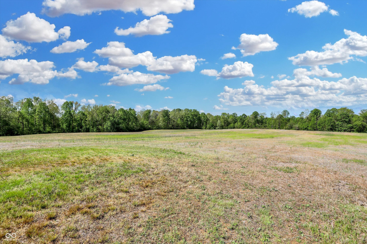 Listing Image 45