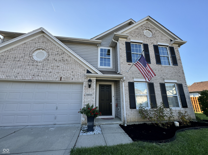 8852 N Fawn Meadow Drive McCordsville, IN 46055 | MLS 21999974