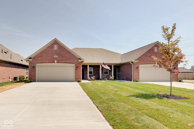 2841  Grandview Lane Greenwood, IN 46143 | MLS 22000215