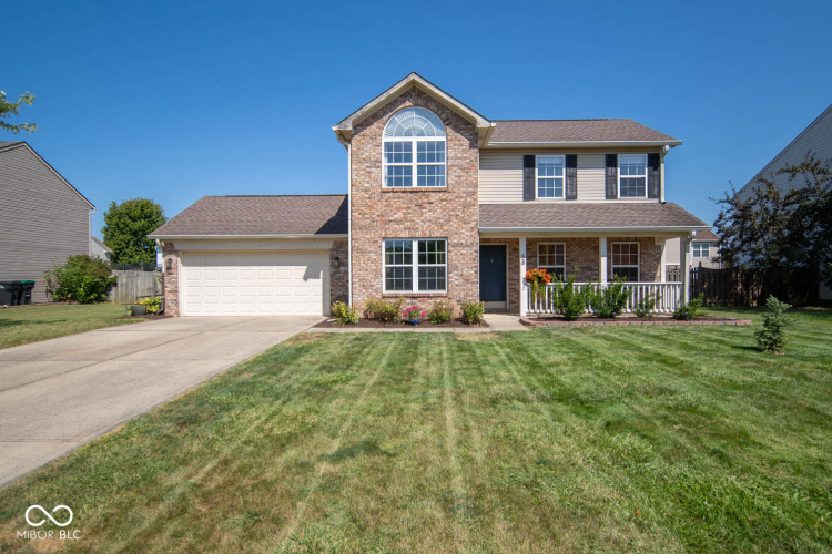 54  Cedarwood Court Whiteland, IN 46184 | MLS 22000275